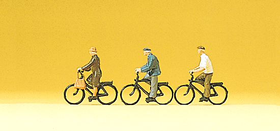 Bikers<br /><a href='images/pictures/Preiser/75013.jpg' target='_blank'>Full size image</a>